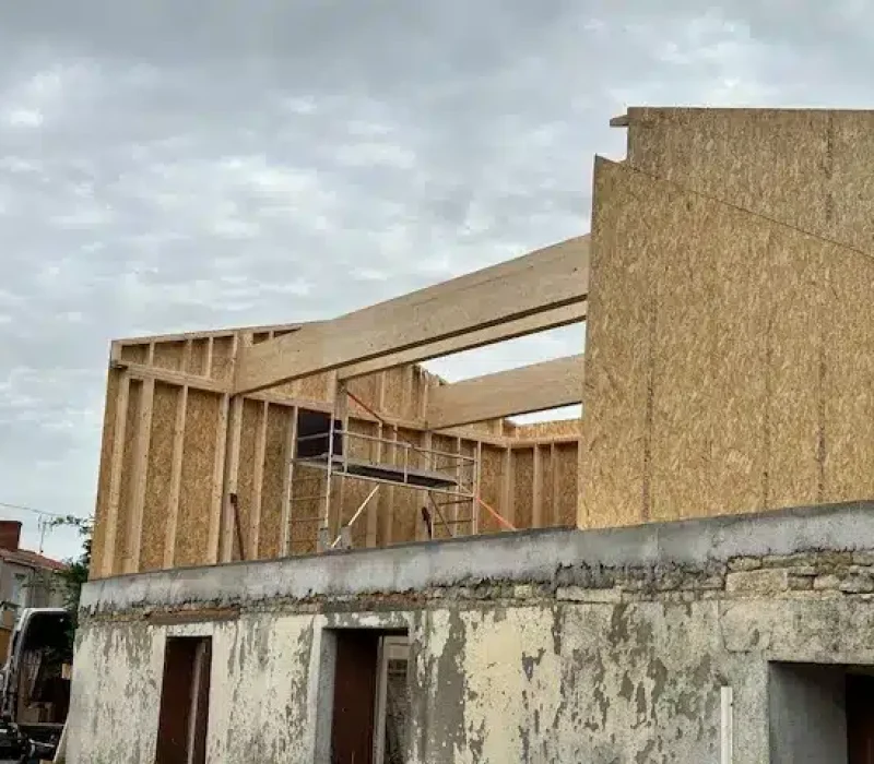 Réalisation de charpente et ossature bois par Conception Bois 17, charpentier à La Rochelle